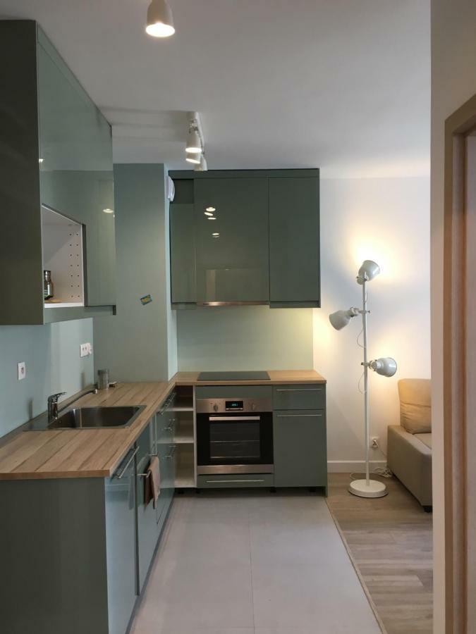 Shoq Studio Nice Apartment With Private Parking Krakow Luaran gambar