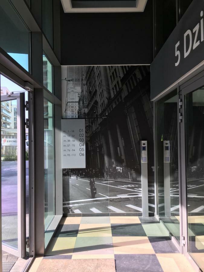 Shoq Studio Nice Apartment With Private Parking Krakow Luaran gambar