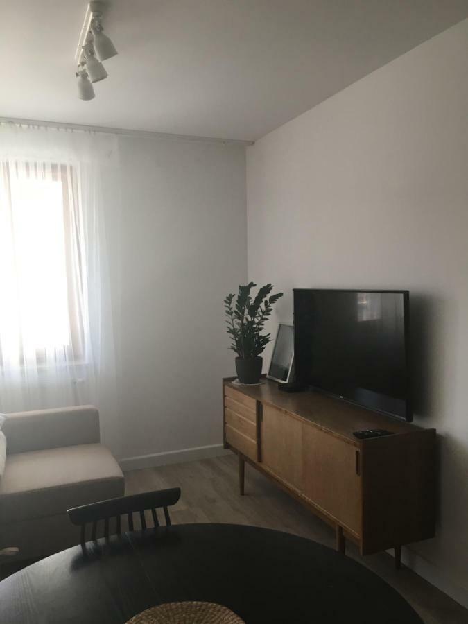 Shoq Studio Nice Apartment With Private Parking Krakow Luaran gambar